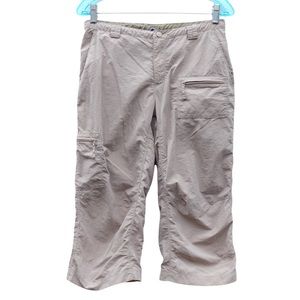 The North Face Nylon Active Tan Outdoor Cargo Lightweight Capris Pants EUC 6